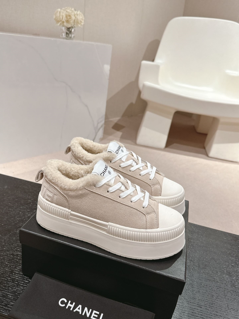 Ch**el sport shoes